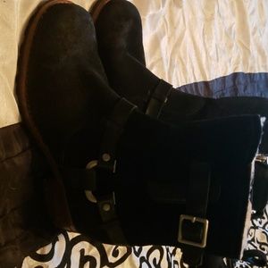 Ugg ankle boot
